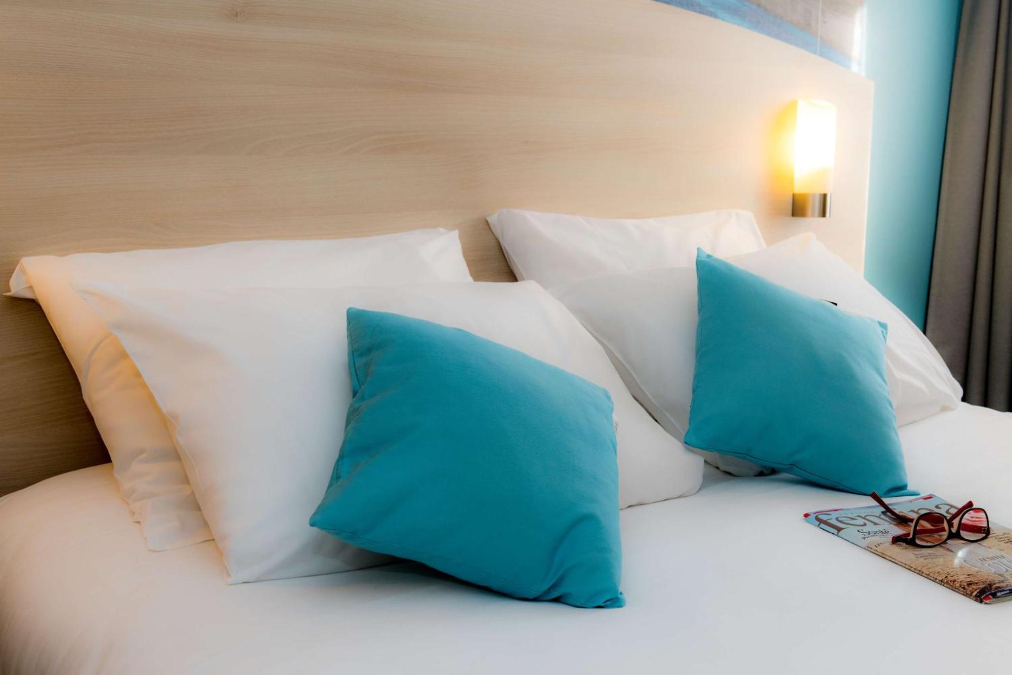 Brit Hotel La Rochelle Perigny Екстер'єр фото