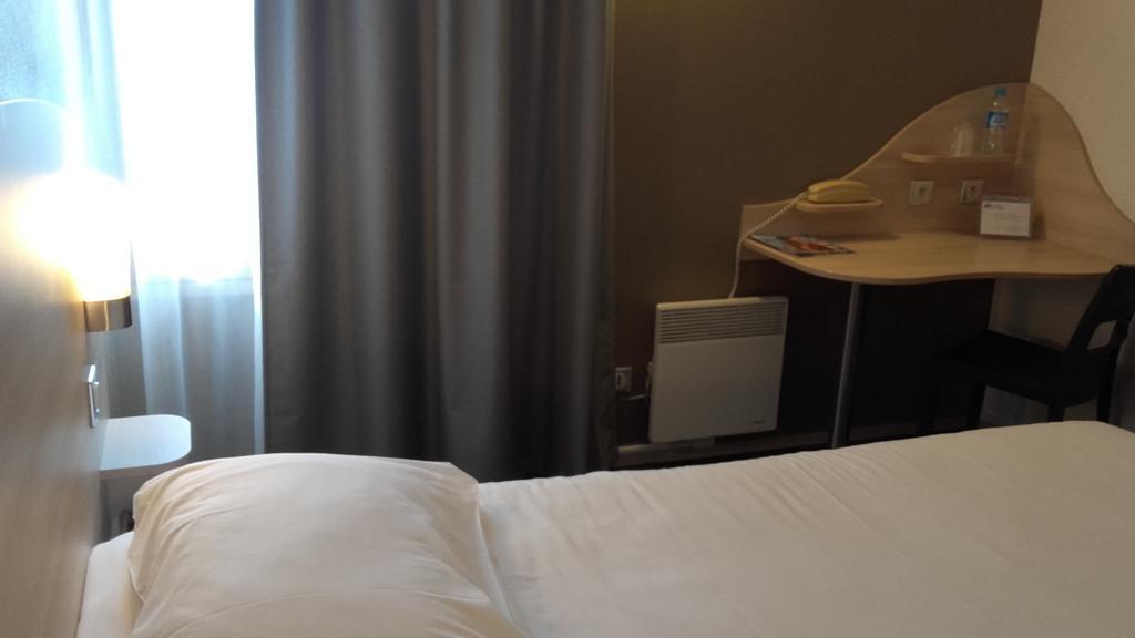 Brit Hotel La Rochelle Perigny Екстер'єр фото